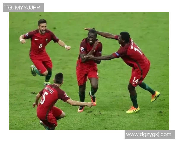 深圳足球队的崛起之路:从默默无闻到大满贯的辉煌成就